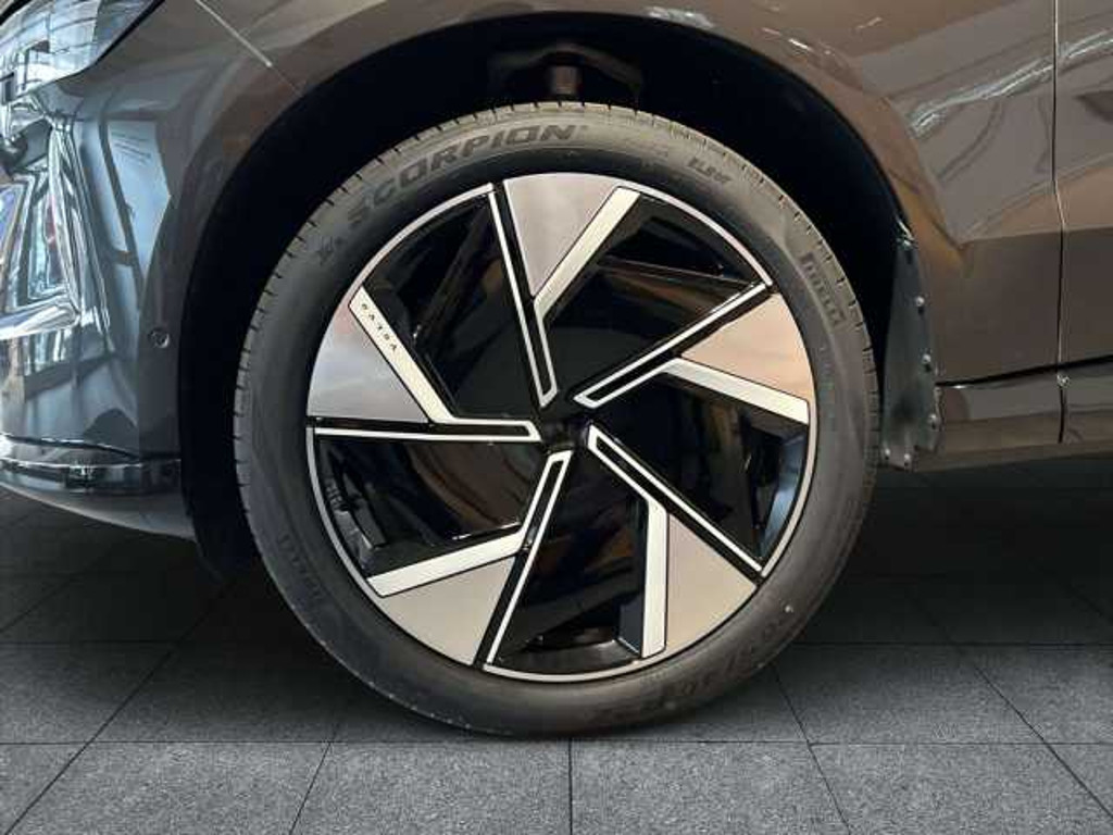 Volvo EX90