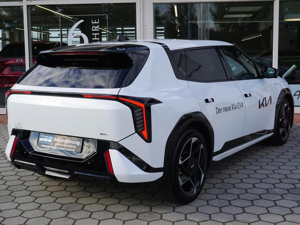 Kia EV4