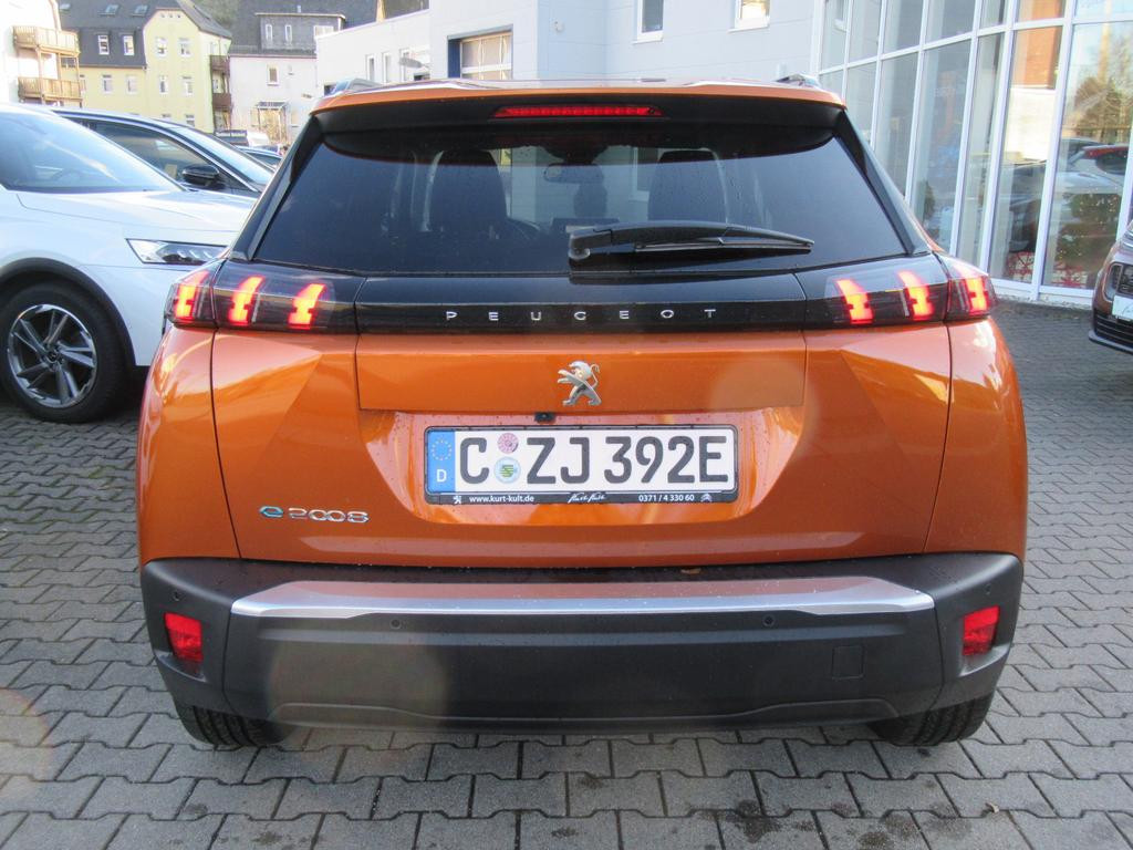 Peugeot e-2008