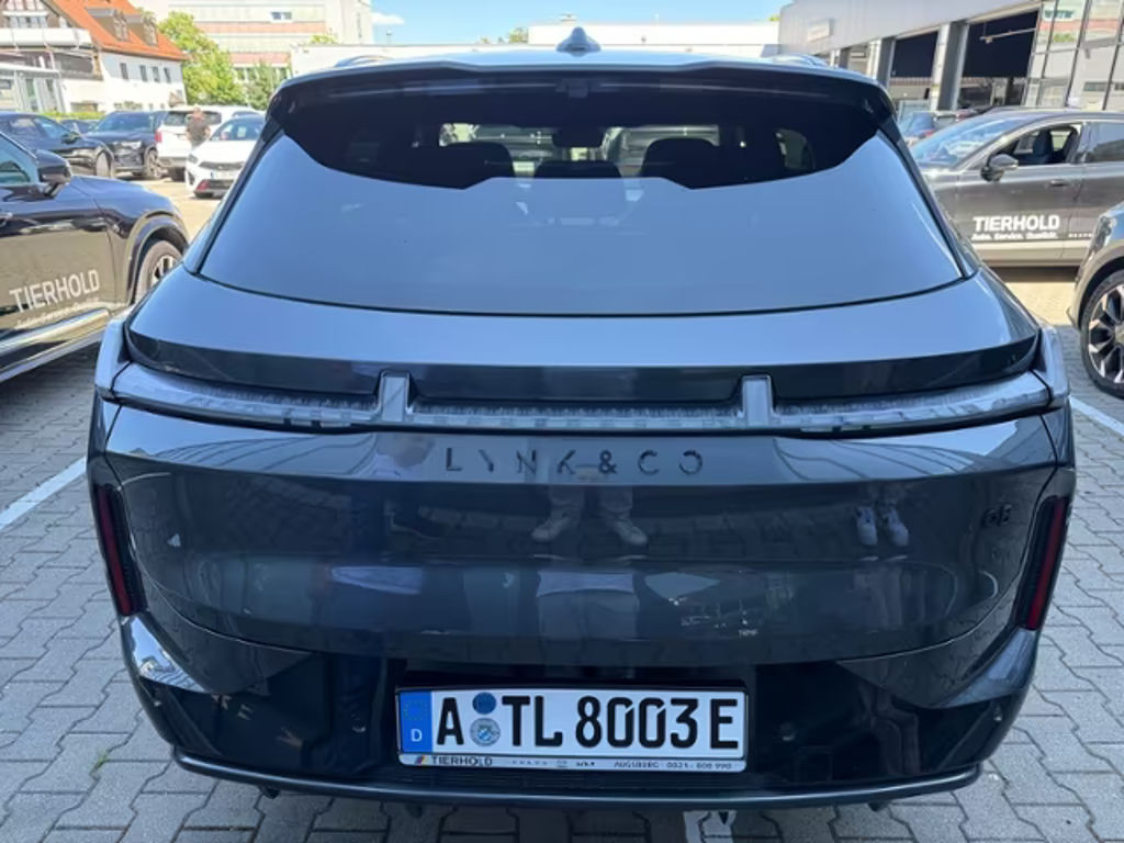 Lynk&Co 08
