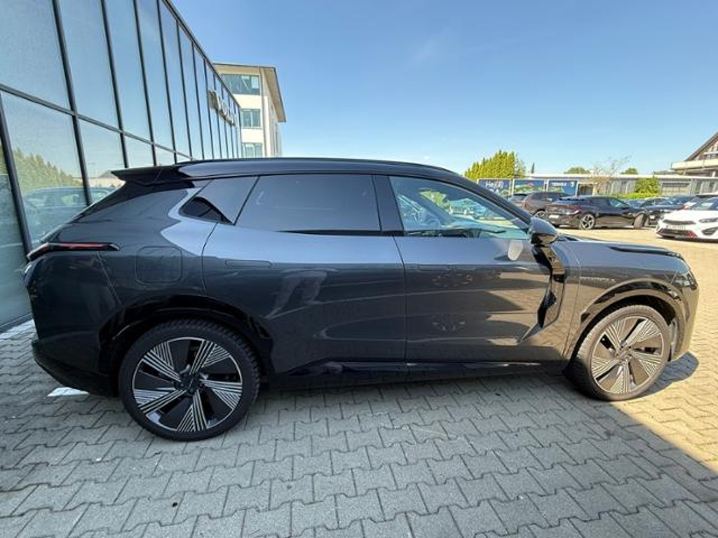 Lynk&Co 08