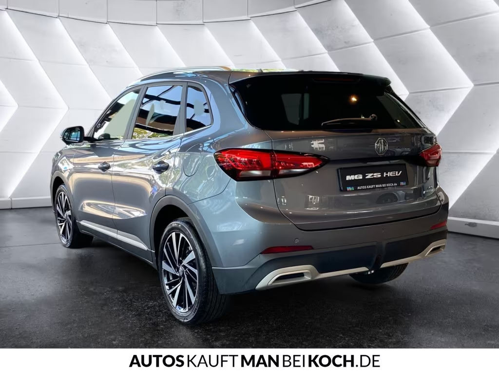 MG ZS