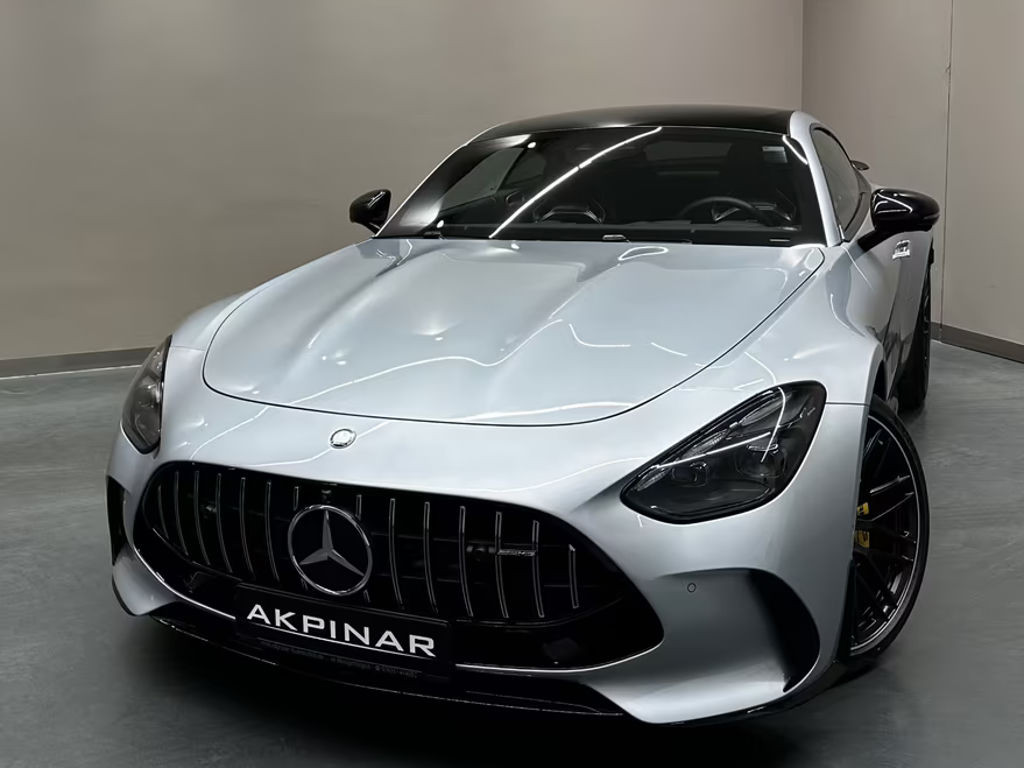 Mercedes-Benz AMG GT 4MATIC+ Premium