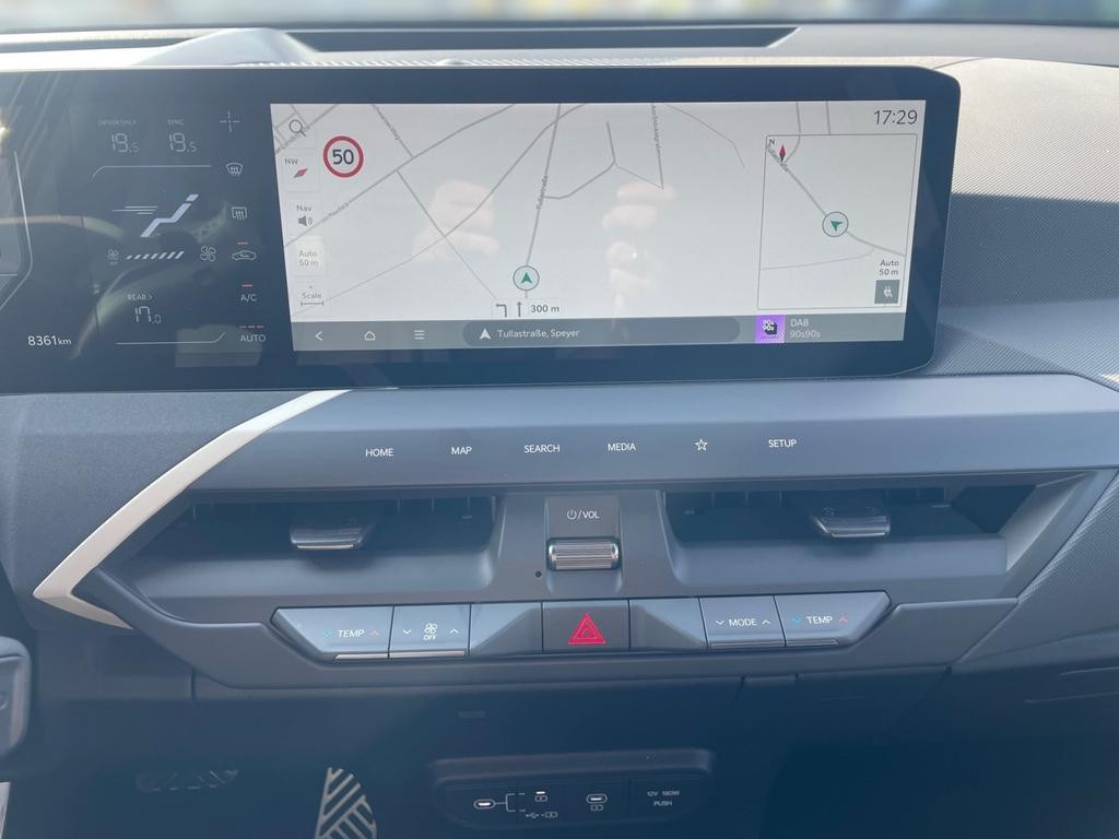Kia EV5