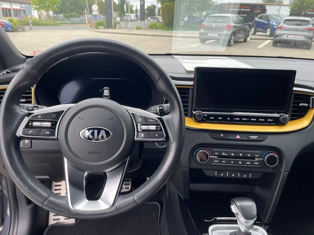 Kia XCeed