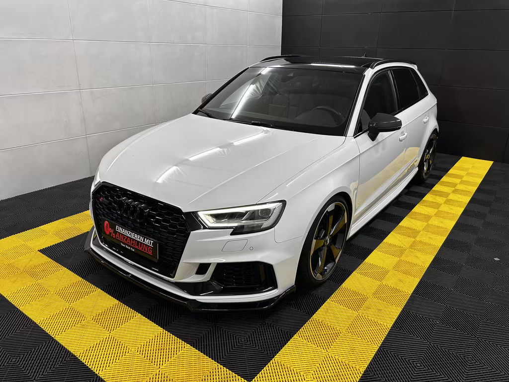 Audi RS3 Sedan Quattro