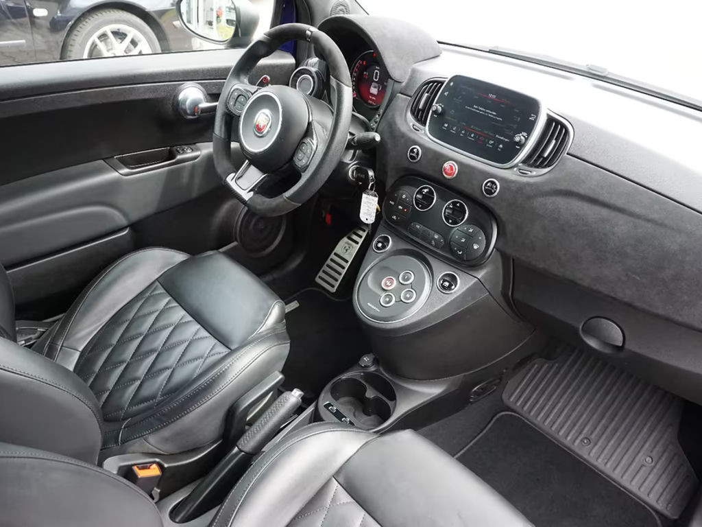 Abarth 500 Competizione Cabrio