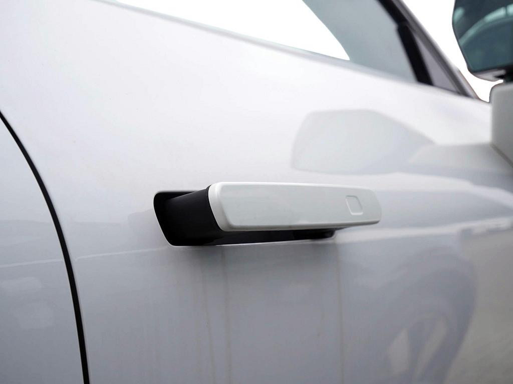 Lynk&Co 08