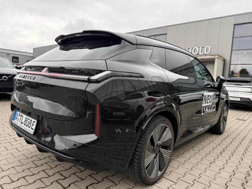 Lynk&Co 08