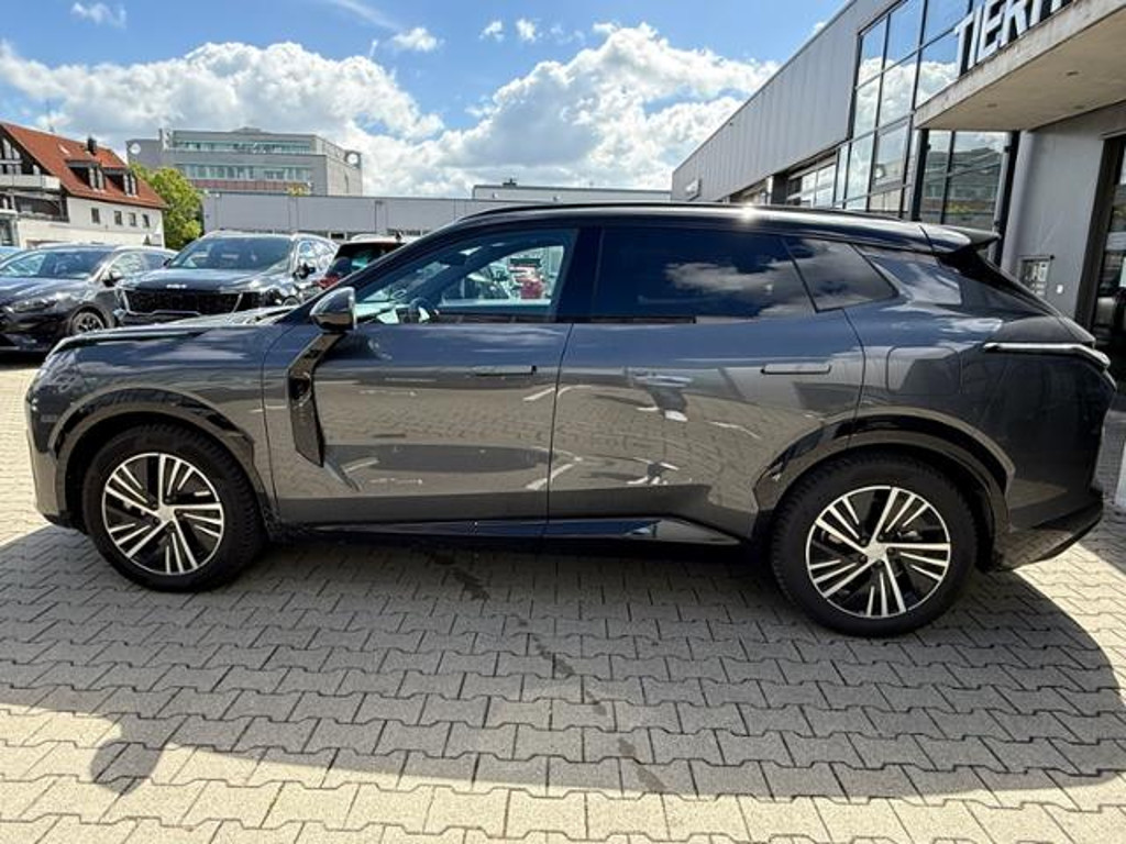 Lynk&Co 08