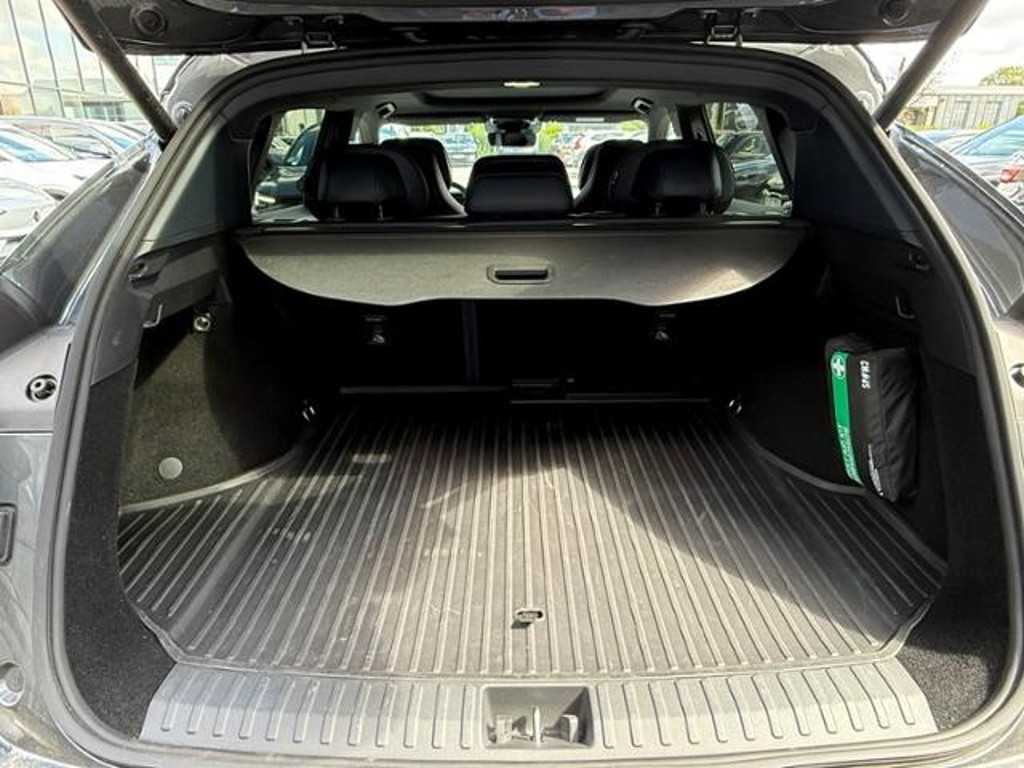 Lynk&Co 08
