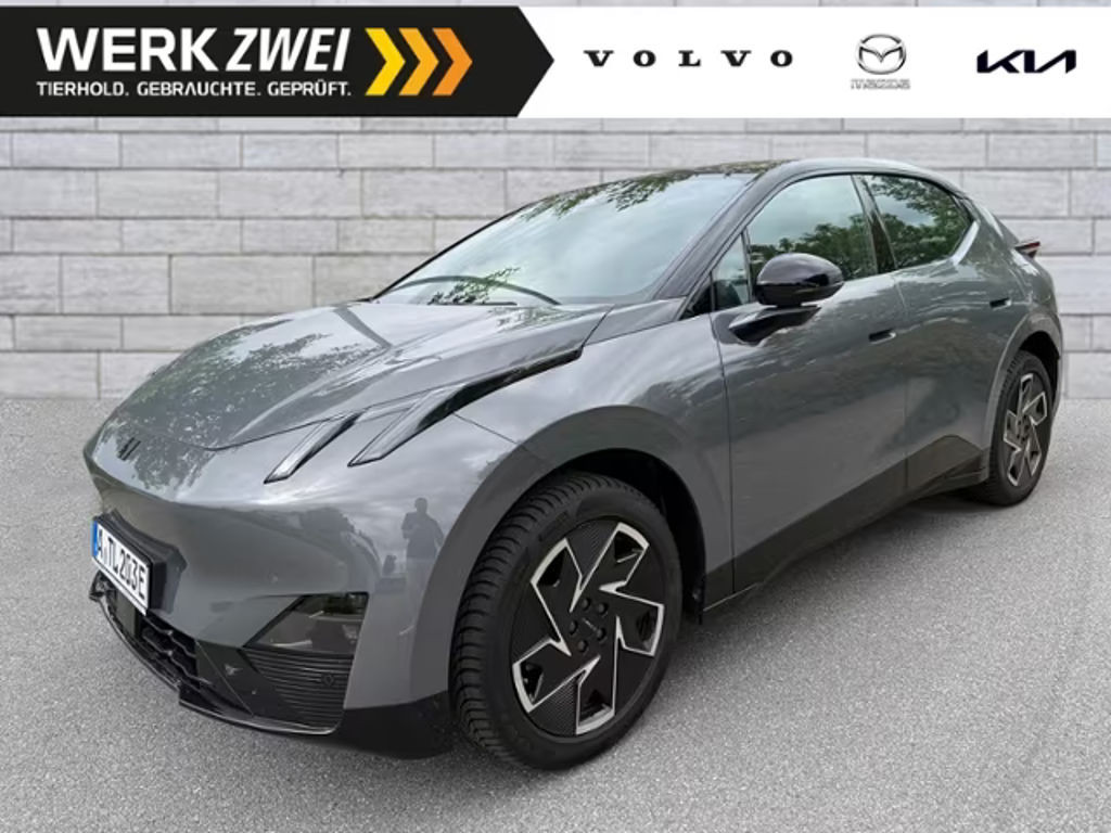 Lynk&Co 02 Core