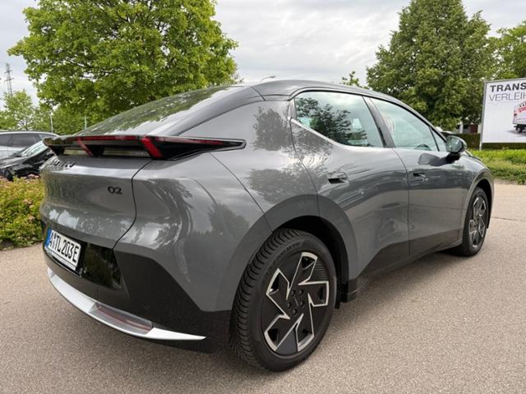 Lynk&Co 02