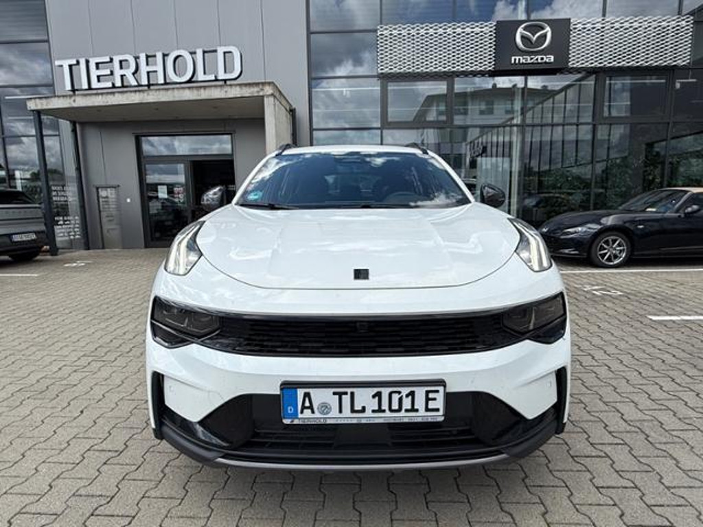 Lynk&Co 01