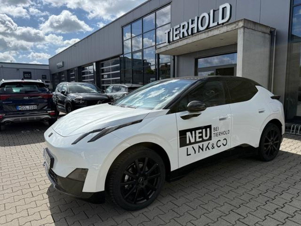 Lynk&Co 02