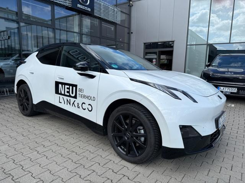 Lynk&Co 02
