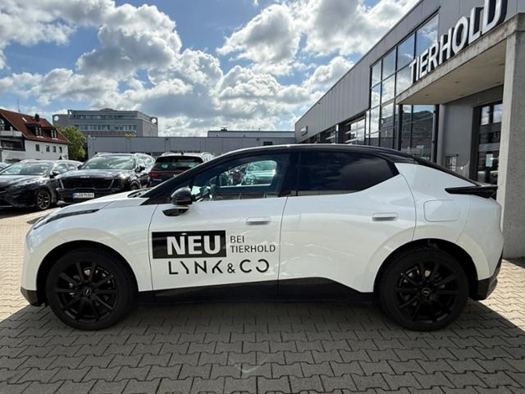 Lynk&Co 02