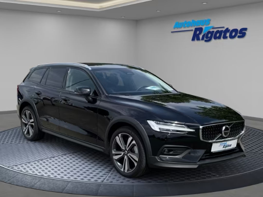 Volvo V60 Cross Country AWD Ultimate
