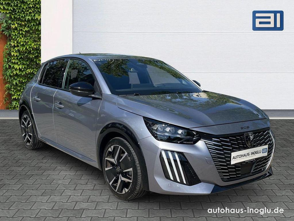 Peugeot e-208