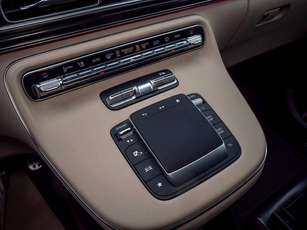 Mercedes-Benz Marco Polo