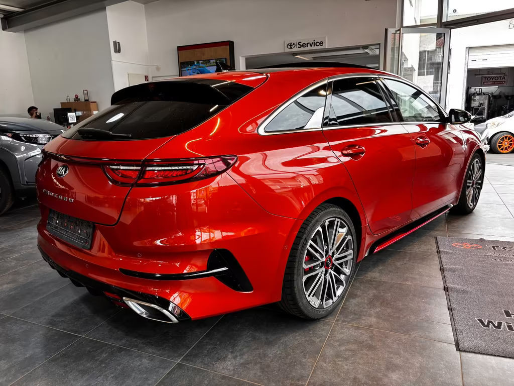 Kia ProCeed