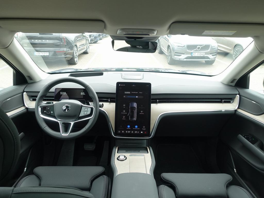 Volvo EX90