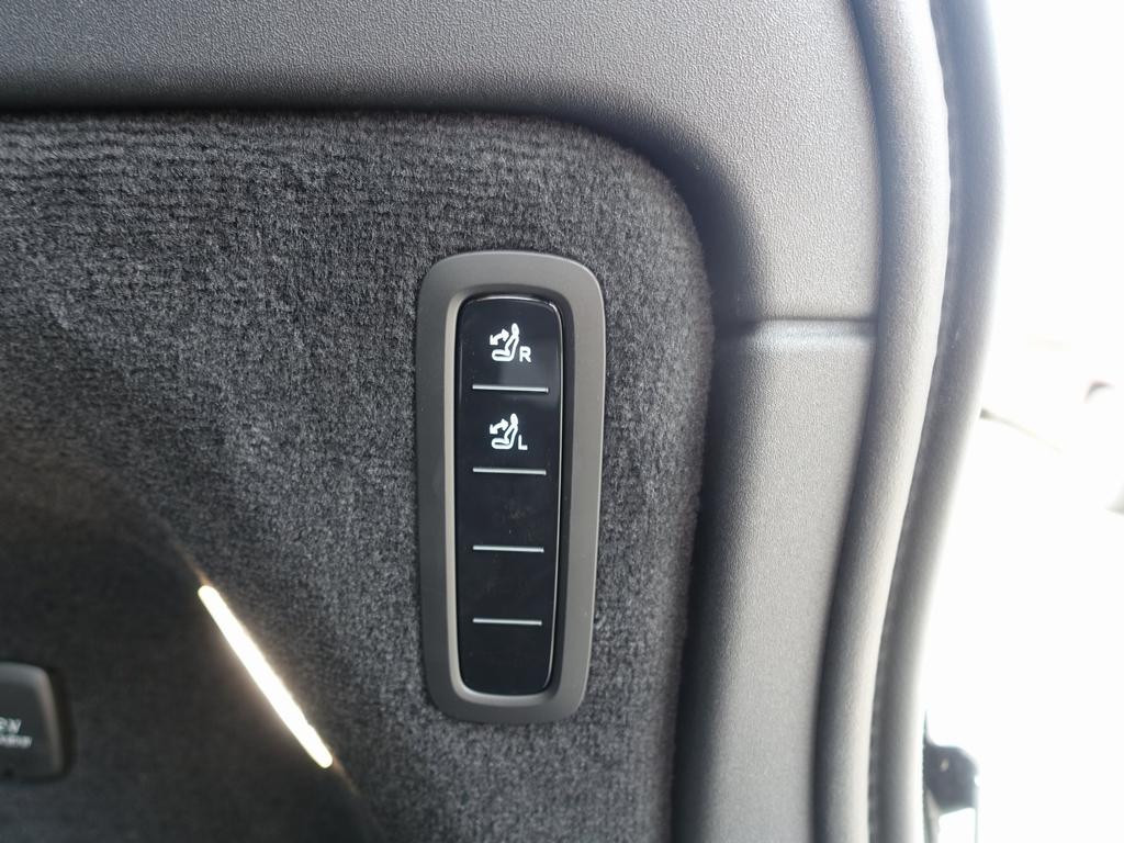 Volvo EX90