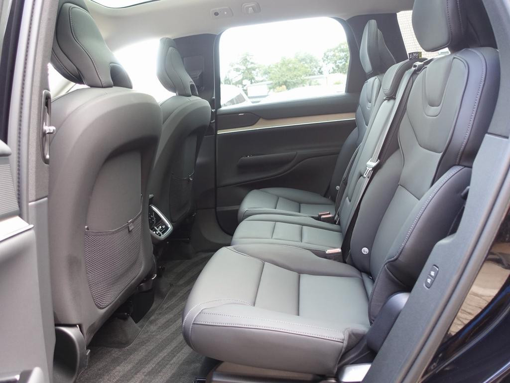 Volvo EX90