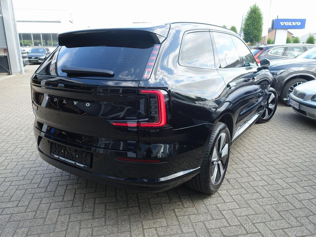 Volvo EX90