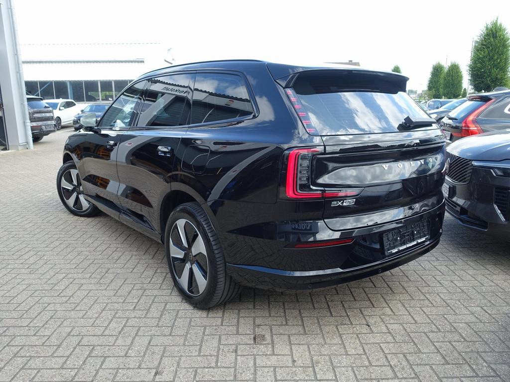 Volvo EX90