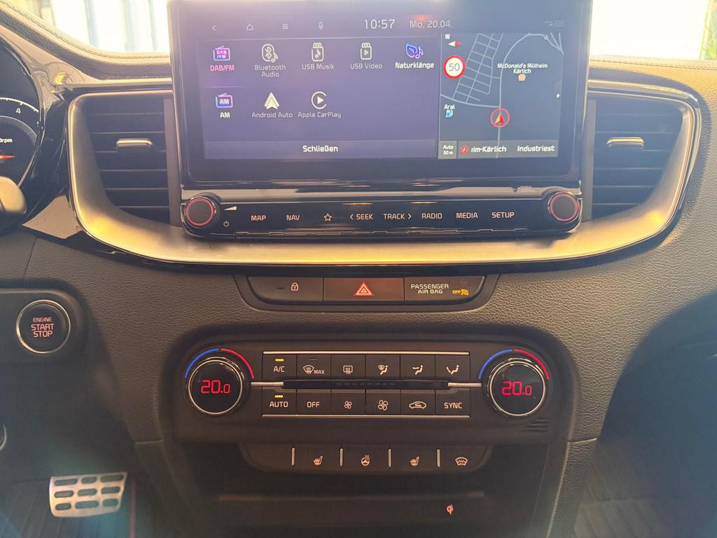 Kia ProCeed