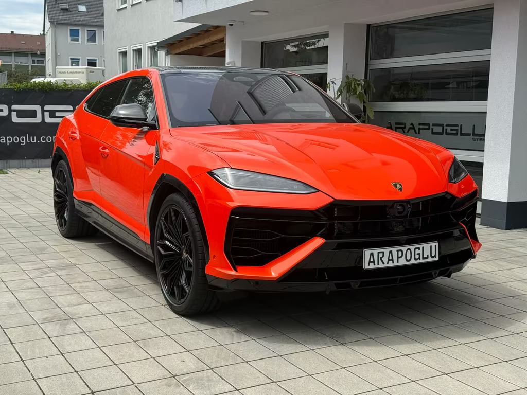 Lamborghini Urus 4.0 V8 SE *BO*AKRA*CARBON*UPE 370K*PANO*TV