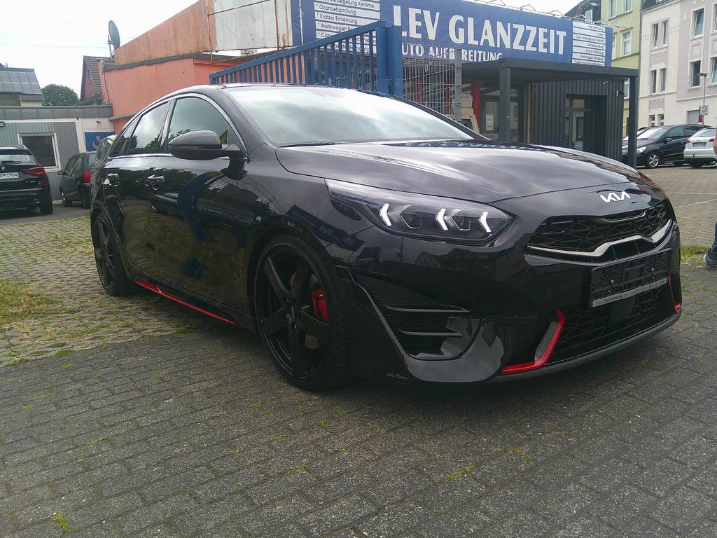 Kia ProCeed