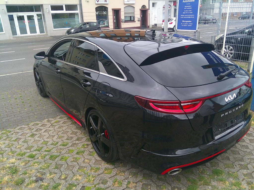 Kia ProCeed
