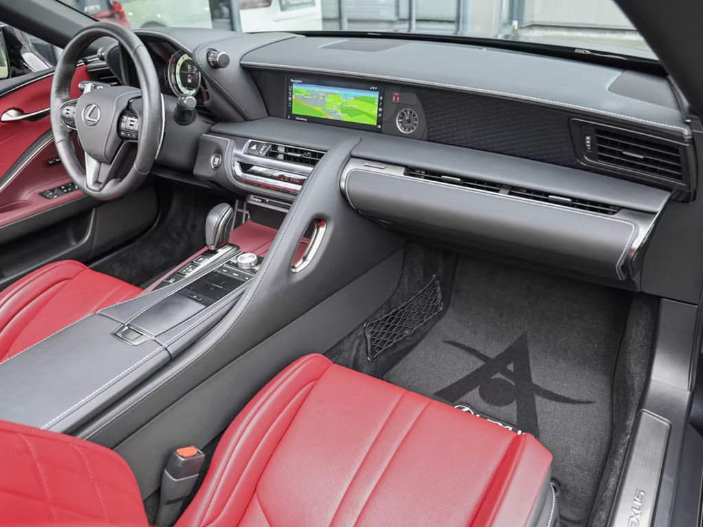 Lexus LC
