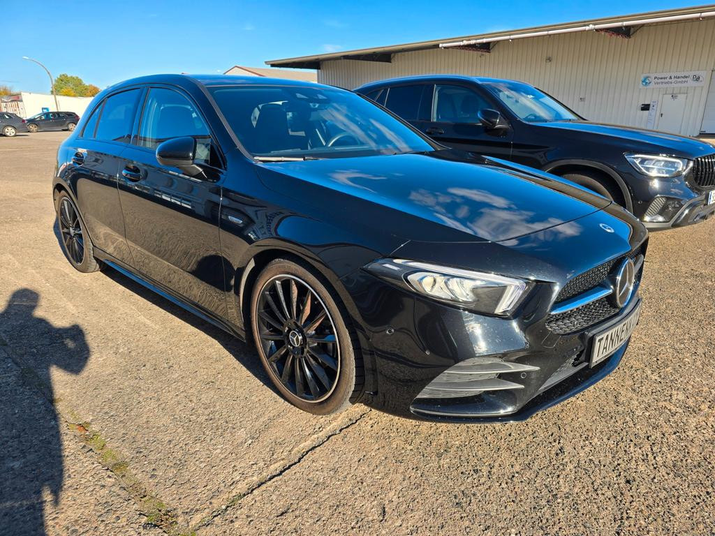 Mercedes-Benz A-Klasse A 200 AMG Line