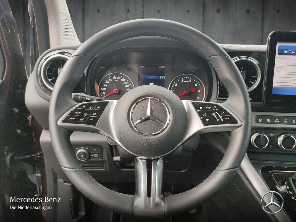 Mercedes-Benz T 180