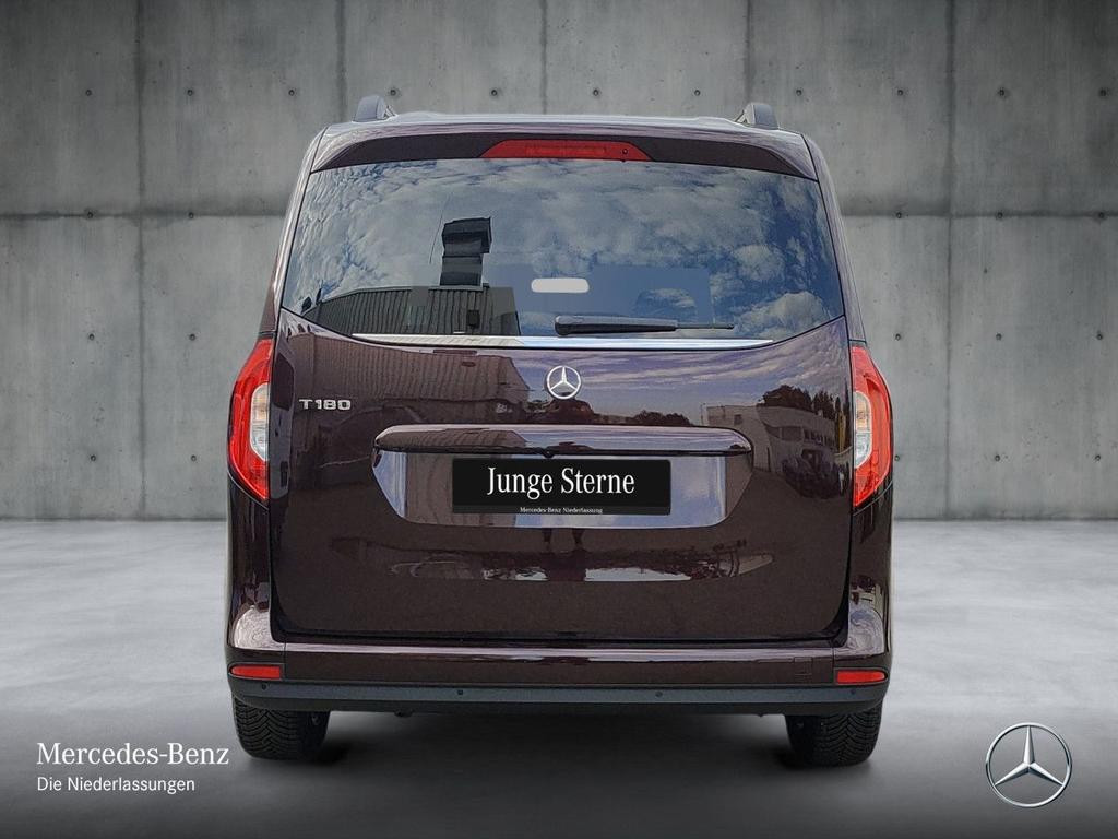 Mercedes-Benz T 180