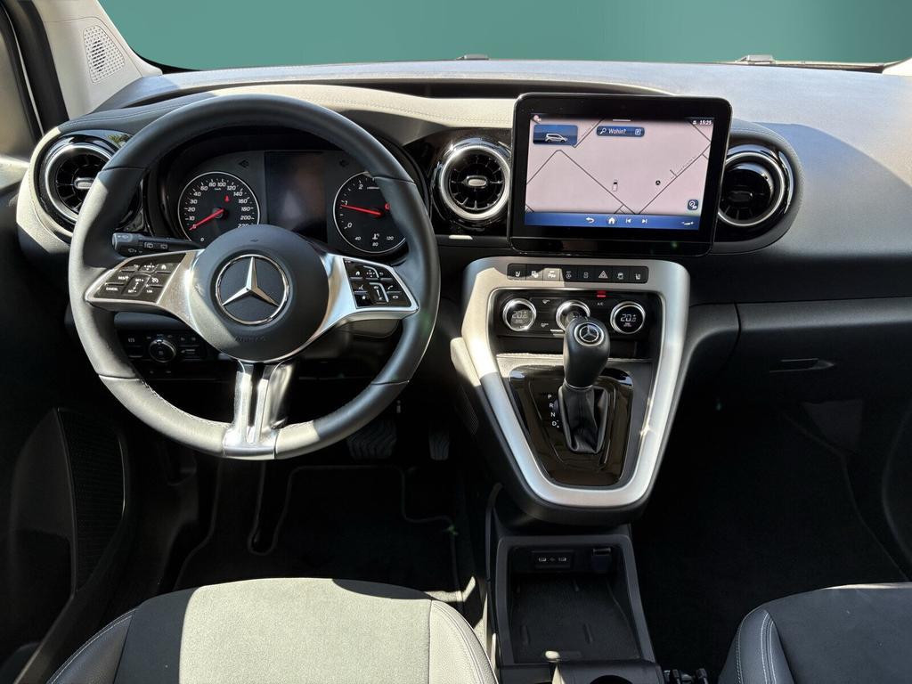 Mercedes-Benz T 180