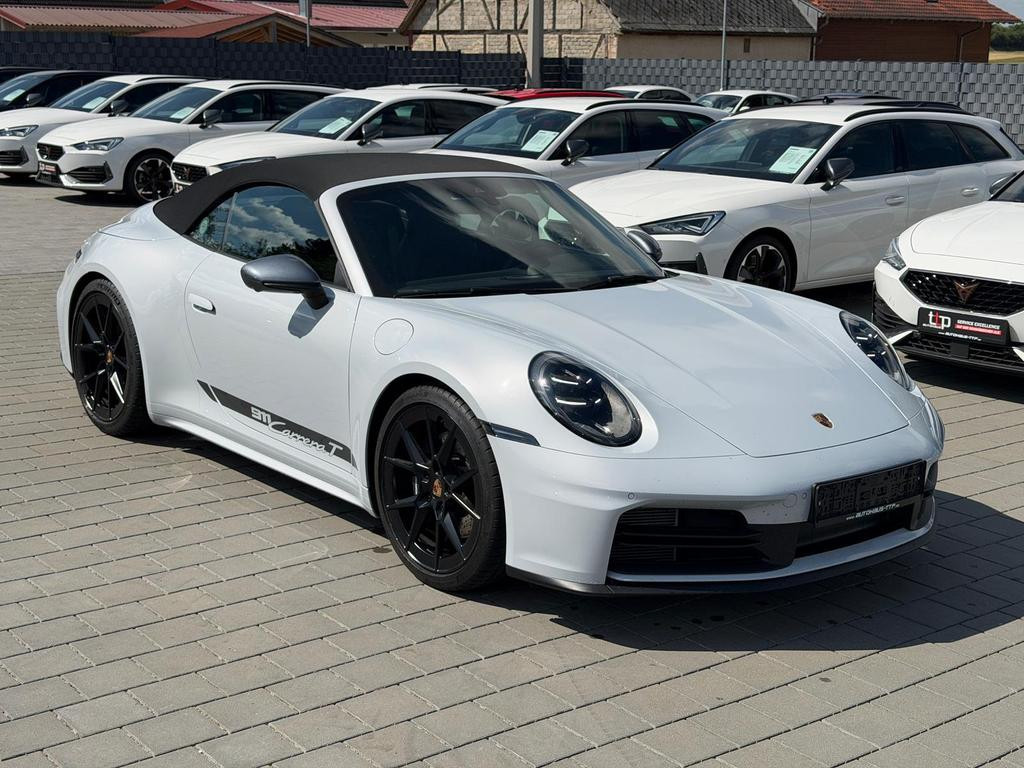 Porsche 911 Turbo 992 Carrera Cabriolet