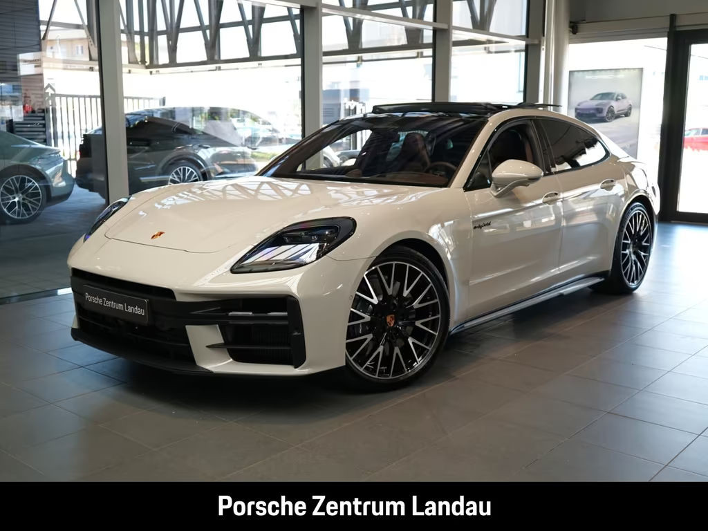 Porsche Panamera E-Hybrid 4