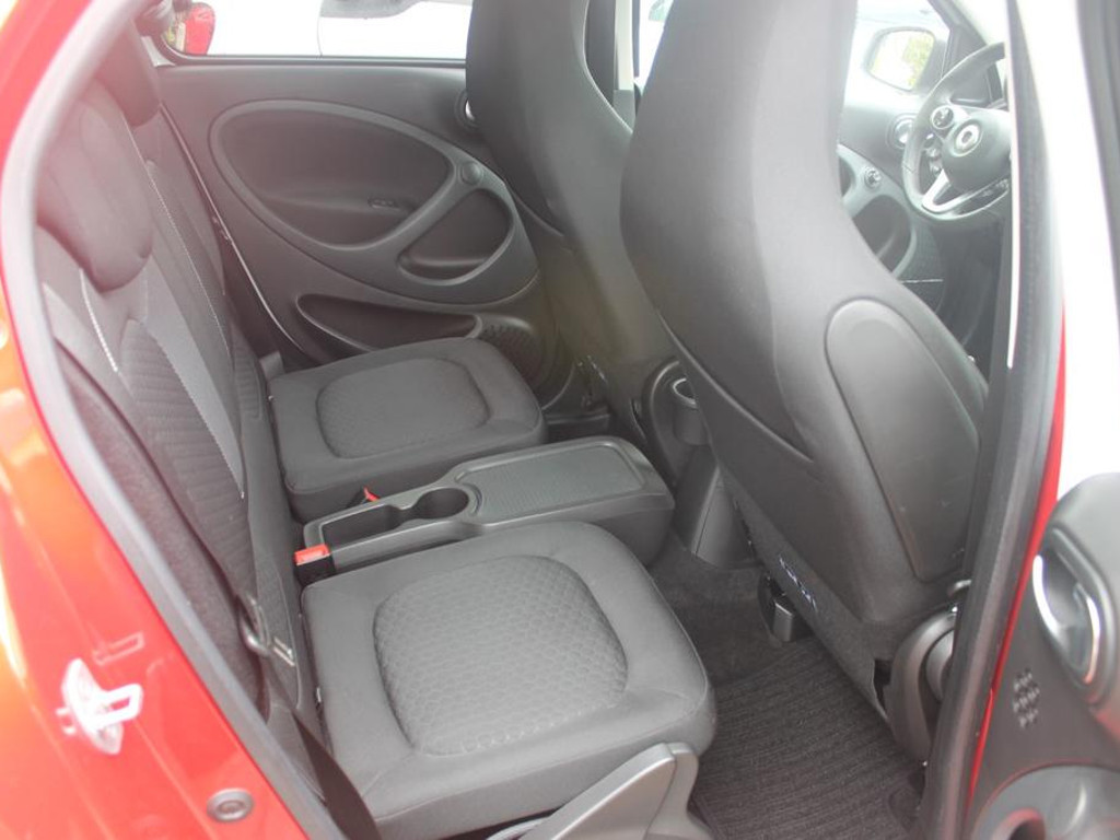 Smart EQ forfour