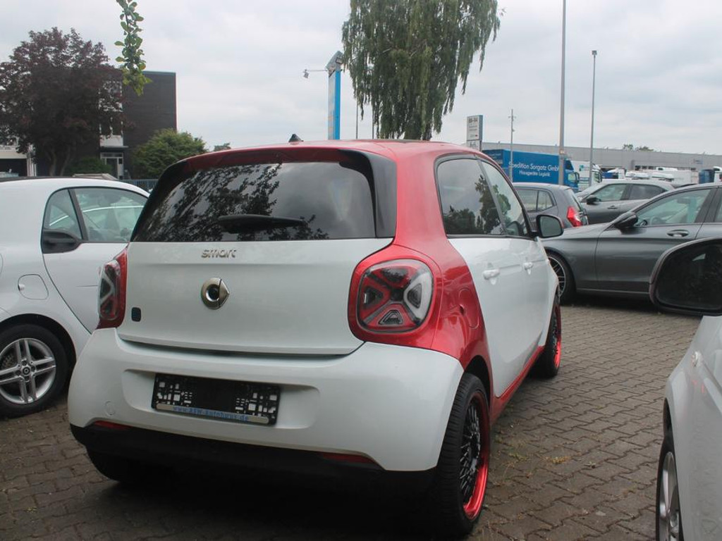 Smart EQ forfour