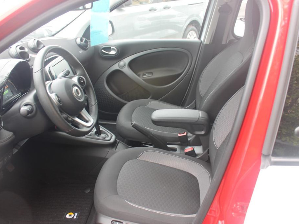Smart EQ forfour