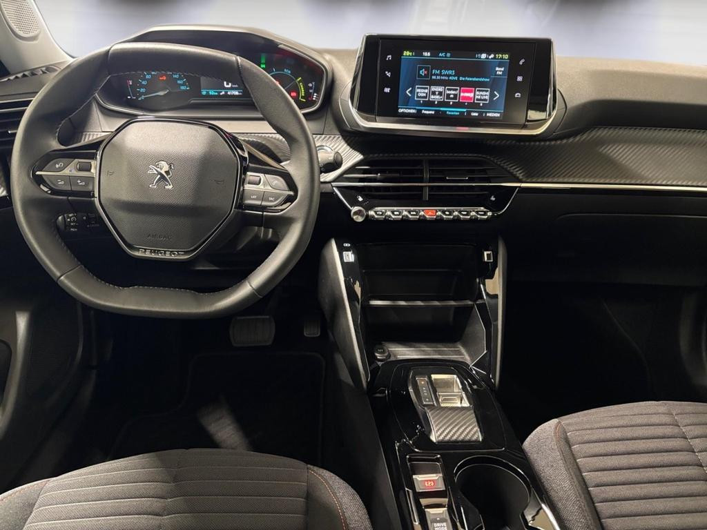 Peugeot e-2008
