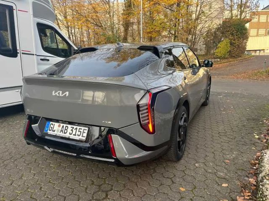 Kia EV4