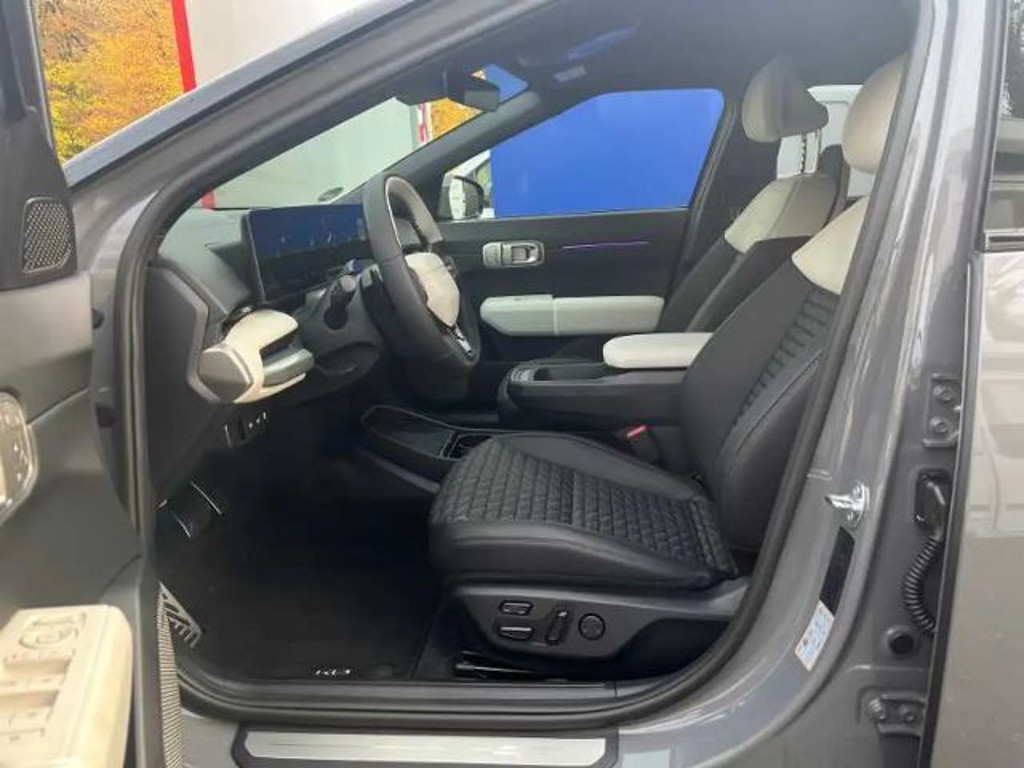 Kia EV4