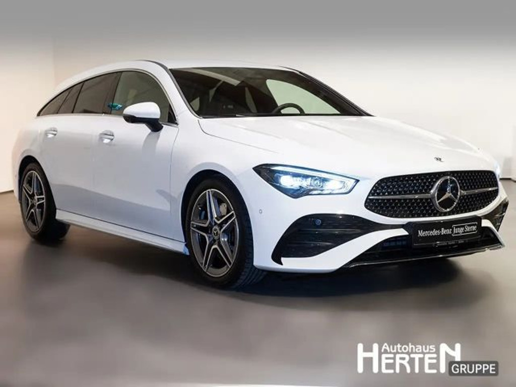 Mercedes-Benz CLA-Klasse CLA 200 AMG Line Shooting Brake