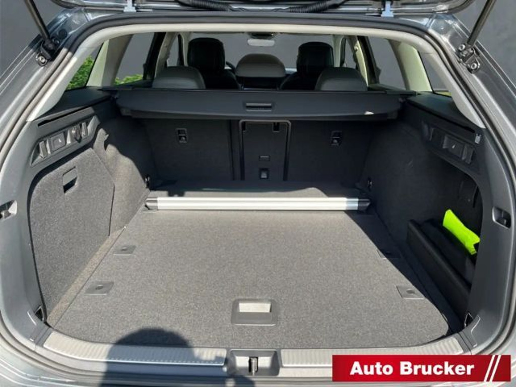 Volkswagen Passat Business DSG 2.0 TDI
