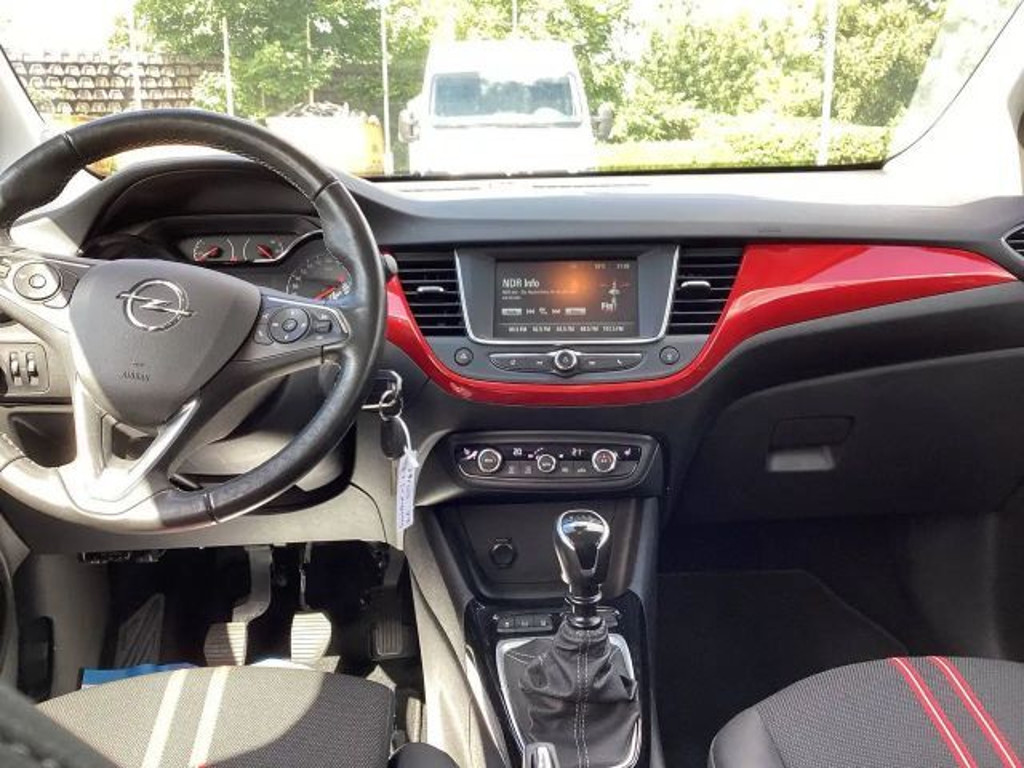 Opel Crossland X